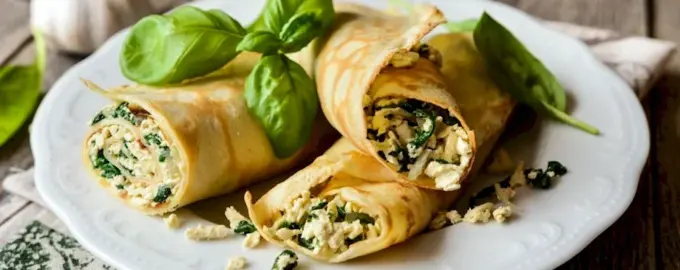 Блинчики с луком и яйцом