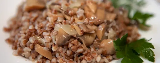Гречневая каша с грибами