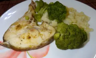 Минтай с брокколи