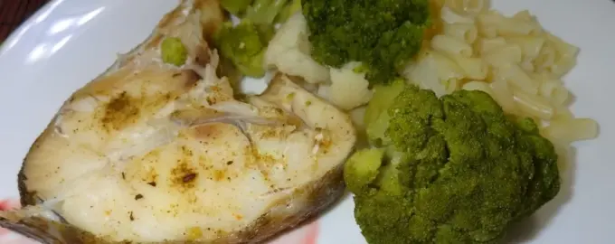 Минтай с брокколи