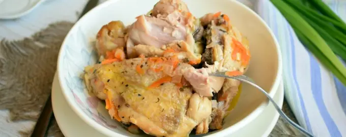 Тушеная курица