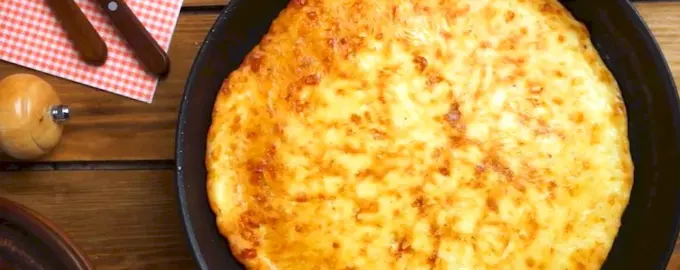 Хачапури с сыром сулугуни
