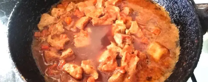 Подлива из свинины на сковороде рецепт