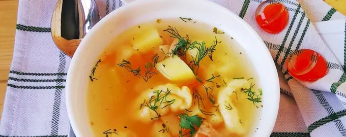 Куриный суп с клецками