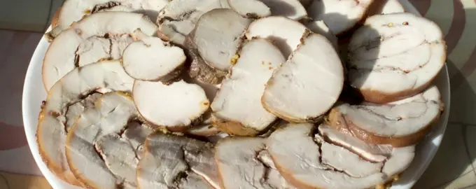 Пастрома из куриной грудки