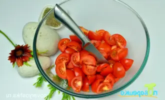 Помидоры с лимонным соком и медом