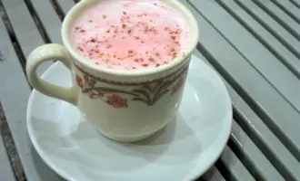 Розовый чай