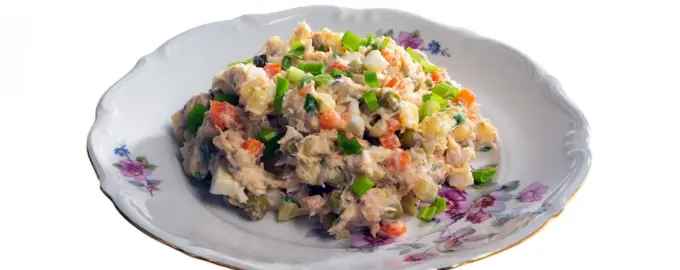 Салат столичный классический