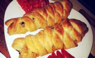 Скумбрия в слоеном тесте