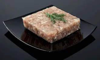 Студень «Холодушка» мясной 380 г