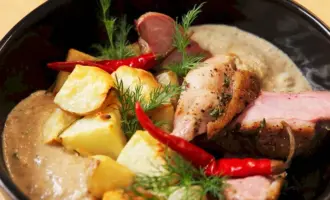 Утиная грудка с картофелем