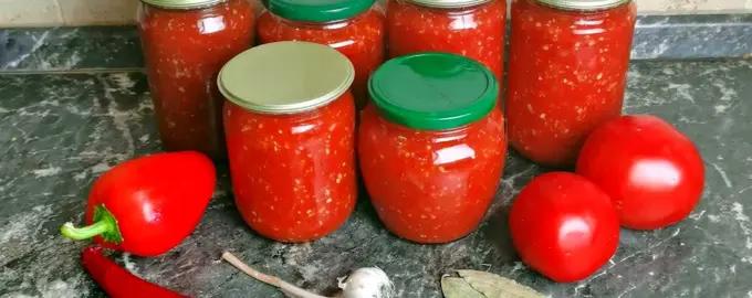 Аджика на зиму из помидор и болгарского перца и чеснока и острого