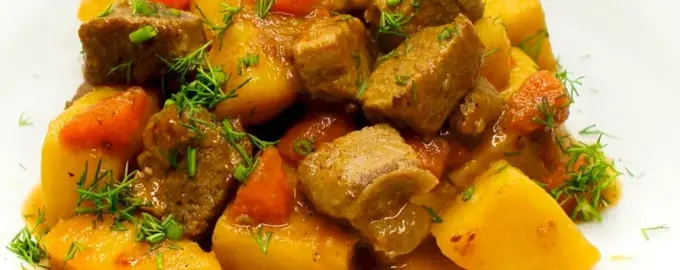 Жаркое по-домашнему из свинины с картофелем