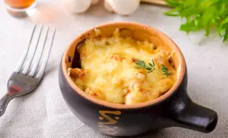 Жульен с курицей и грибами