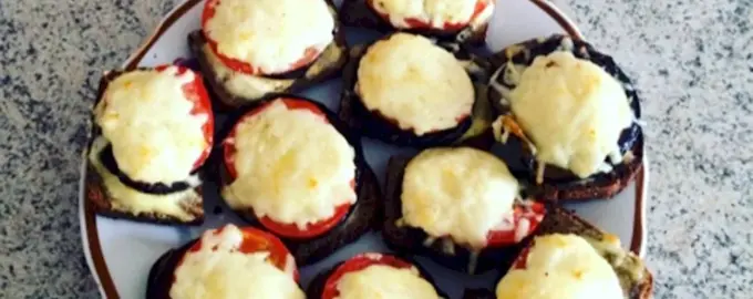 Бутерброды с баклажанами и помидорами