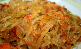 Тушеная капуста