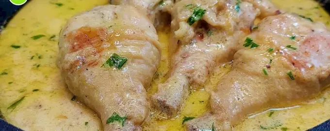 Куриные голени с подливкой