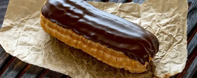 Заварное пирожное эклер