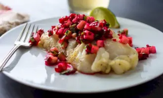 Запеченная рыба с яблоками