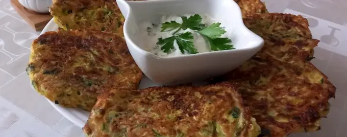 Оладьи из кабачков на сковороде самый вкусный и простой рецепт