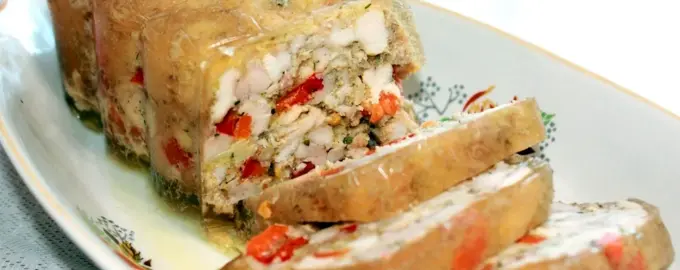 Куриный рулет с болгарским перцем