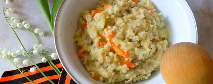 Прохоровская каша из пшена с тушенкой