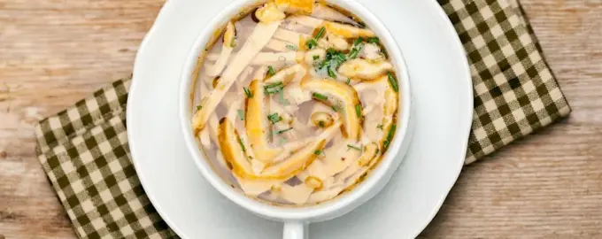 «Блинный» суп Frittatensuppe