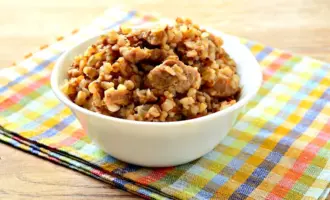 Гречка по-купечески со свининой