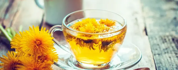 Чай с желтыми цветочками