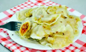 Вареники с квашеной капустой и картошкой