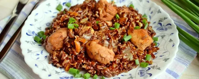 Бурый рис с курицей