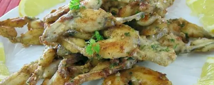 Французские деликатесы лягушачьи лапки