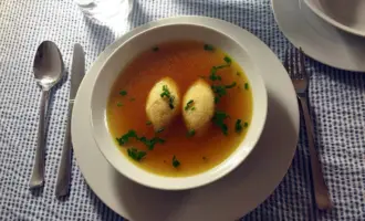 Grießnockerlsuppe